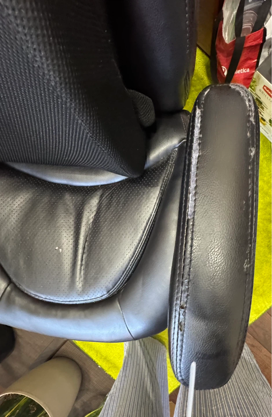 Black Leather Office lumbar pillow not included - photo 5
