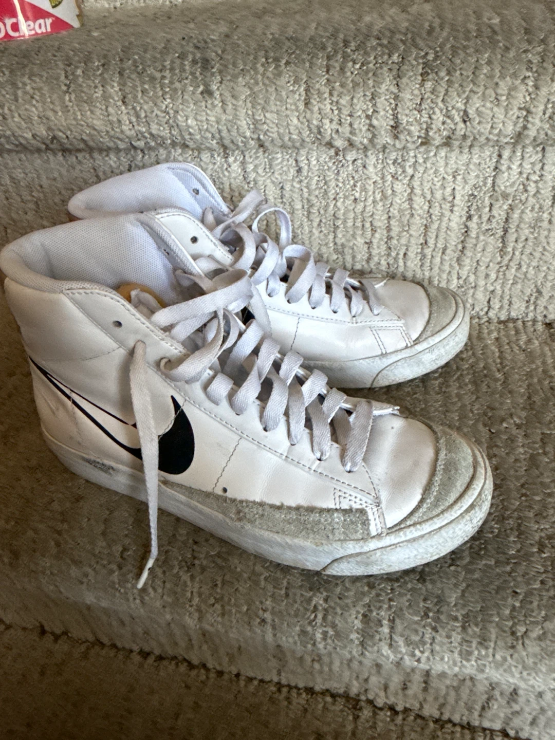 Nike Blazer Mid Top Sneakers