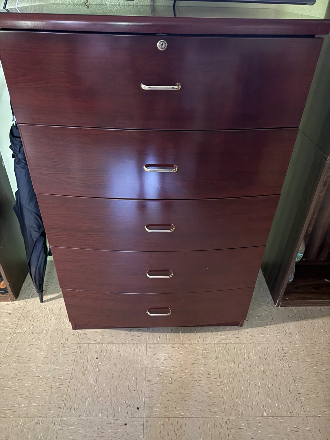 Dark Wood 5-Drawer Dresser - photo 2