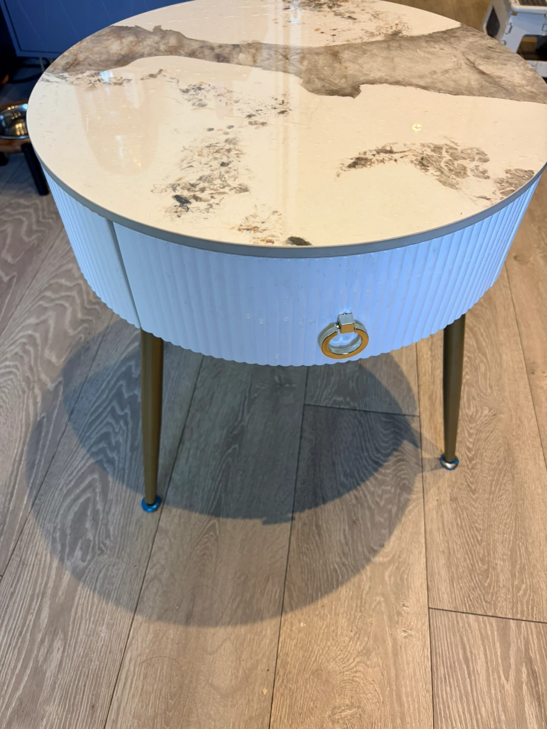 Set of 2 Round End Tables with Drawer - photo 3