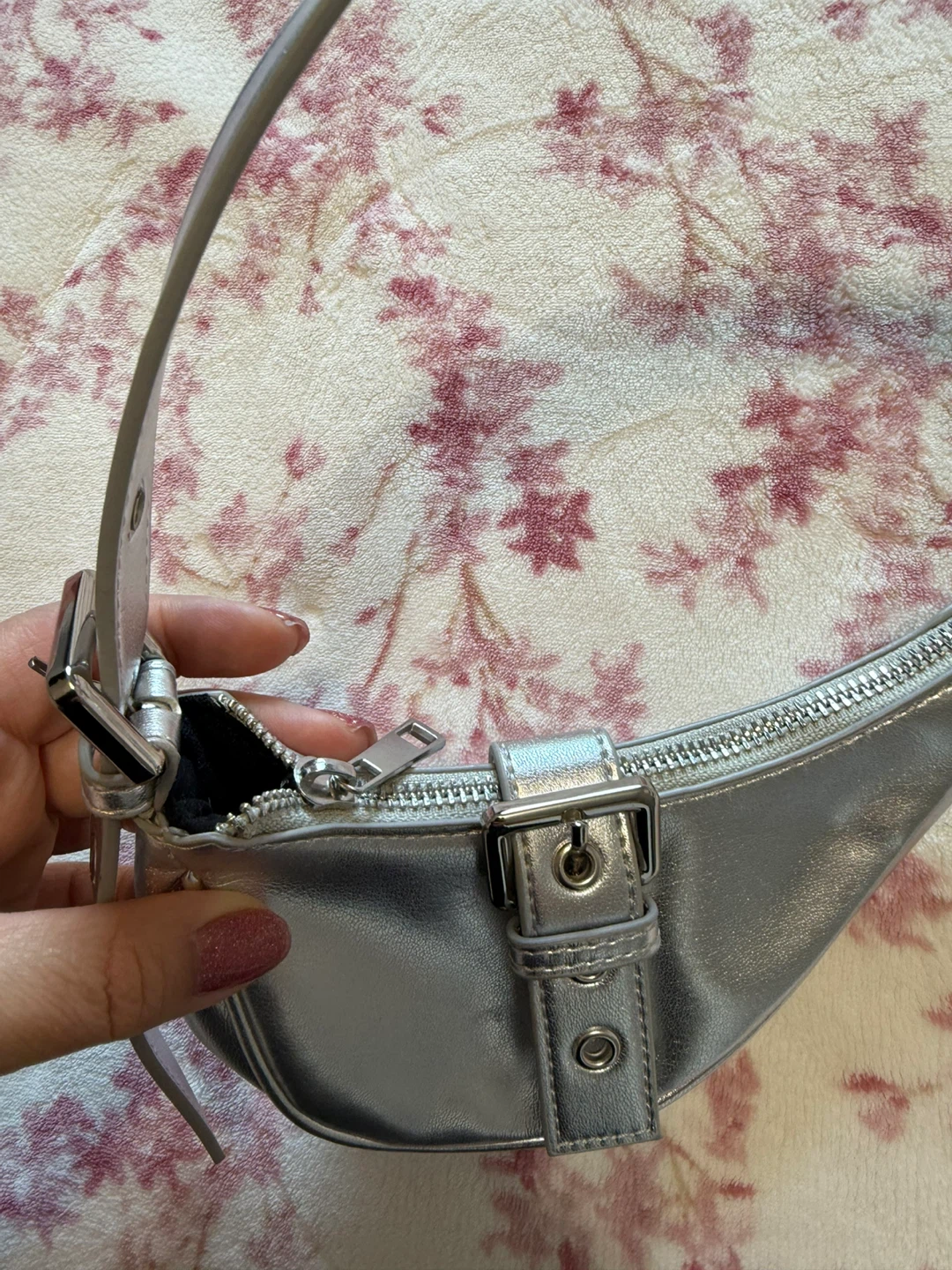 Forever 21 Silver Shoulder Bag ⚽️ - photo 2