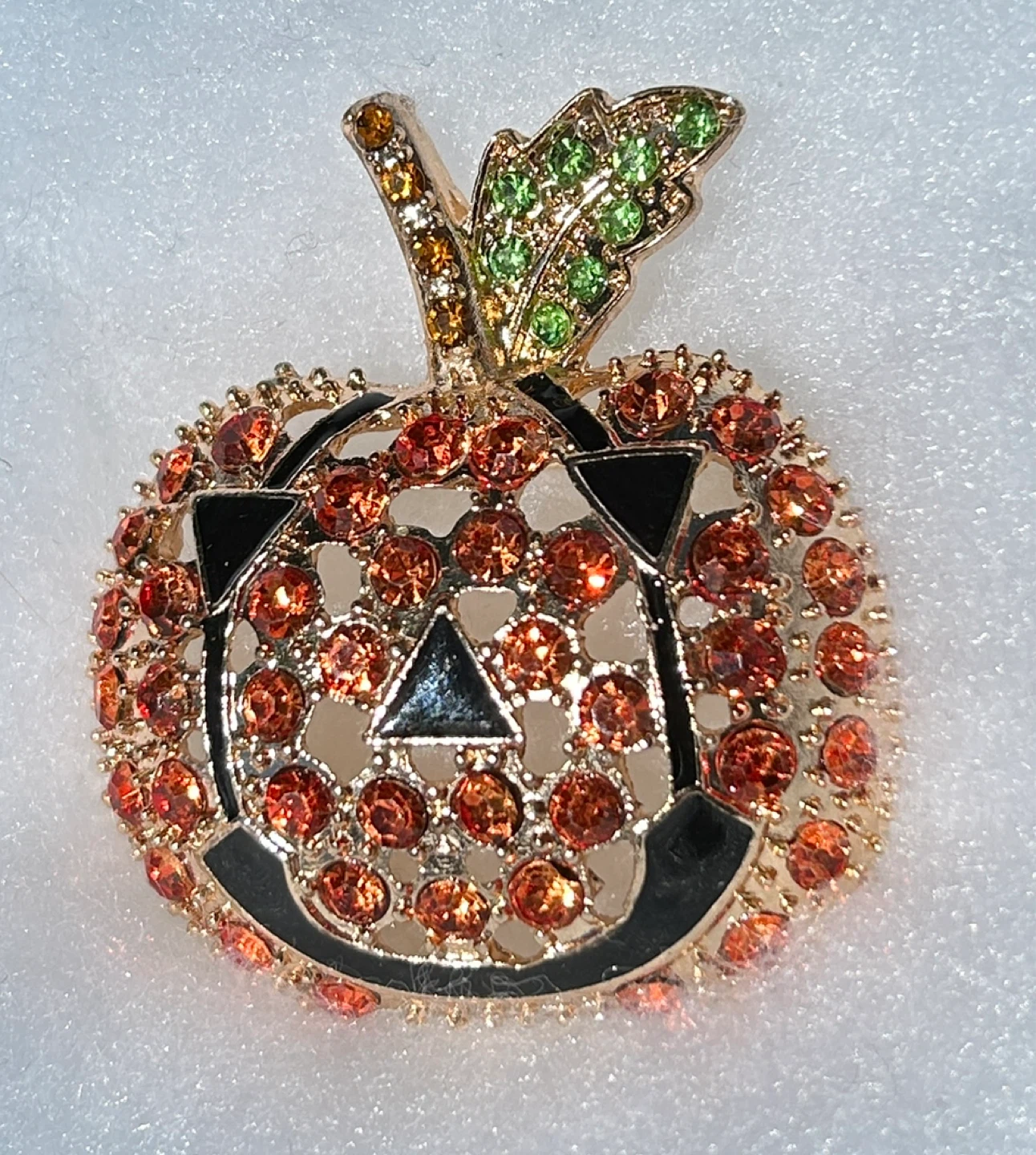 ⚽️Sparkly Pumpkin Halloween Brooch