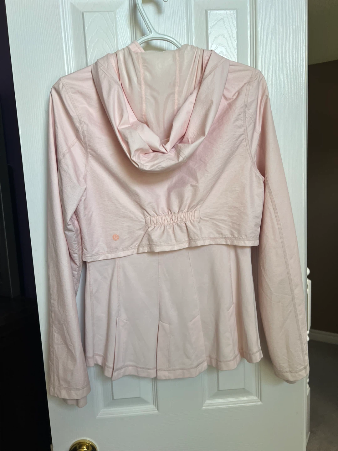 Lululemon Pink Hooded Jacket size 6 - photo 3