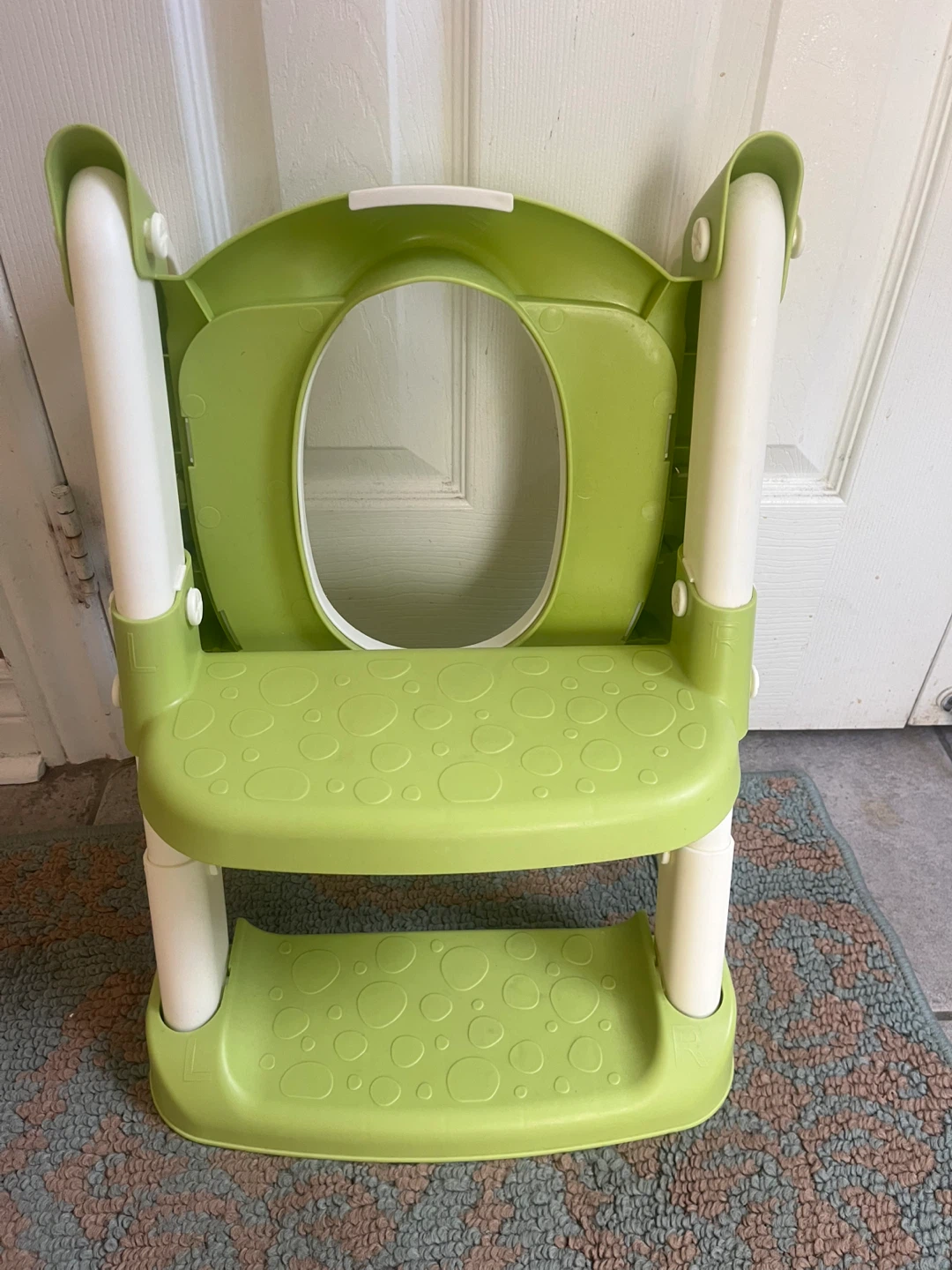 Green and White Toddler Potty Training Seat with Step Stool - photo 4
