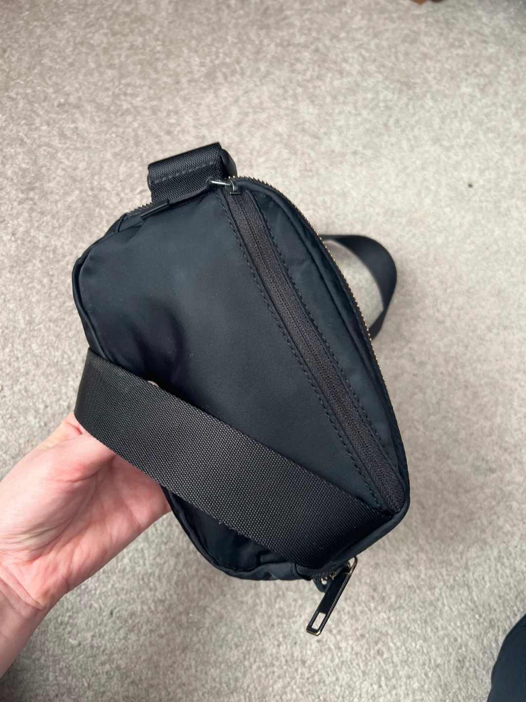 Lululemon Everywhere Belt Bag - photo 3