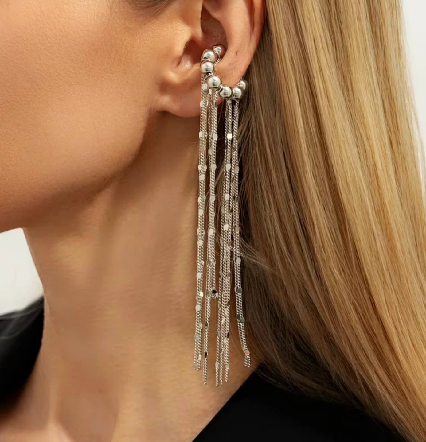 Silver-Tone Tassel Chain Ear Cuff - photo 2