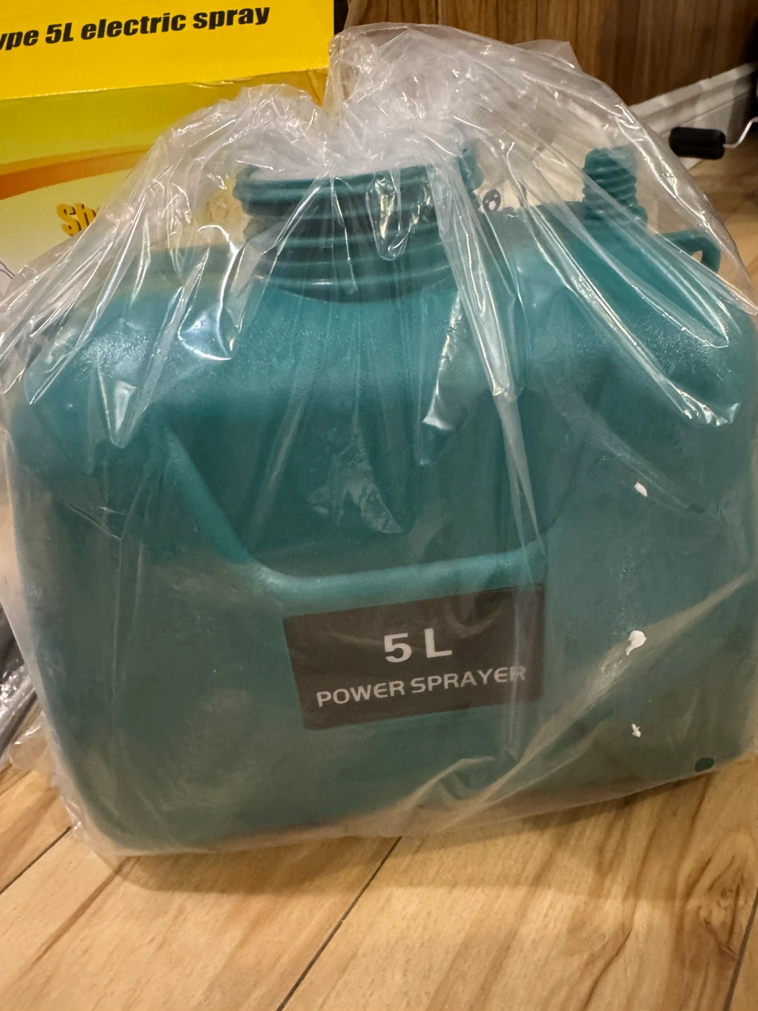 Shoulder Type 5L Electric Spray Power Sprayer - photo 2