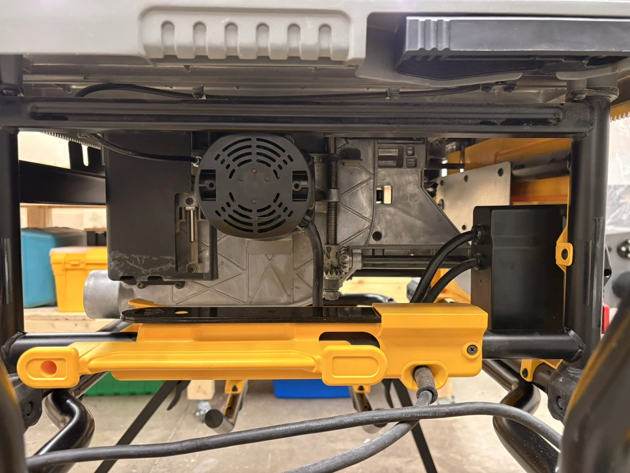 Job site Table Saw - photo 3