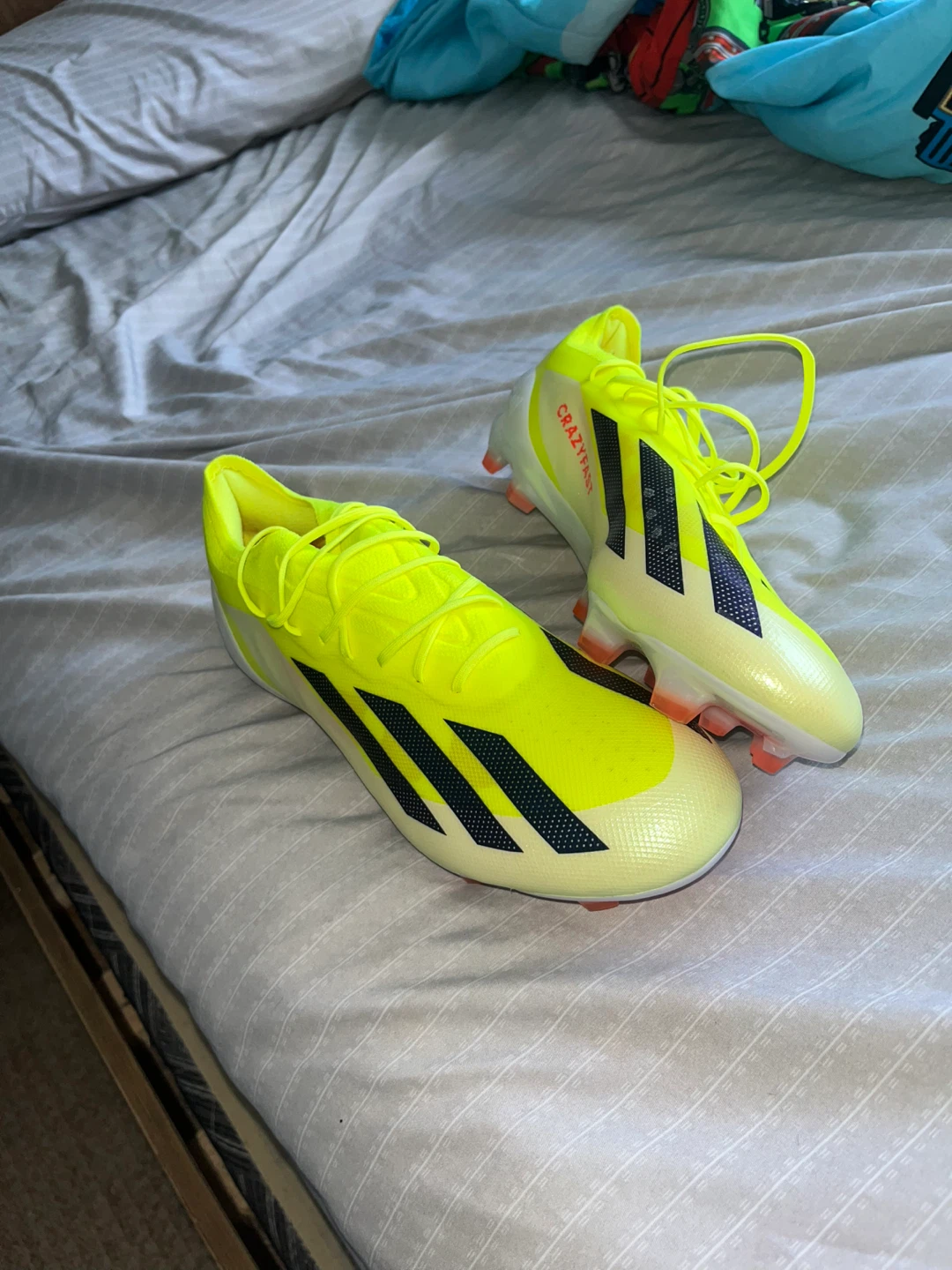 crazy fast neon green Mens 12 size - photo 2