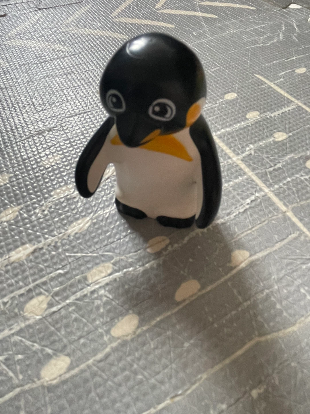 ⚽️Penguin Toy Figure