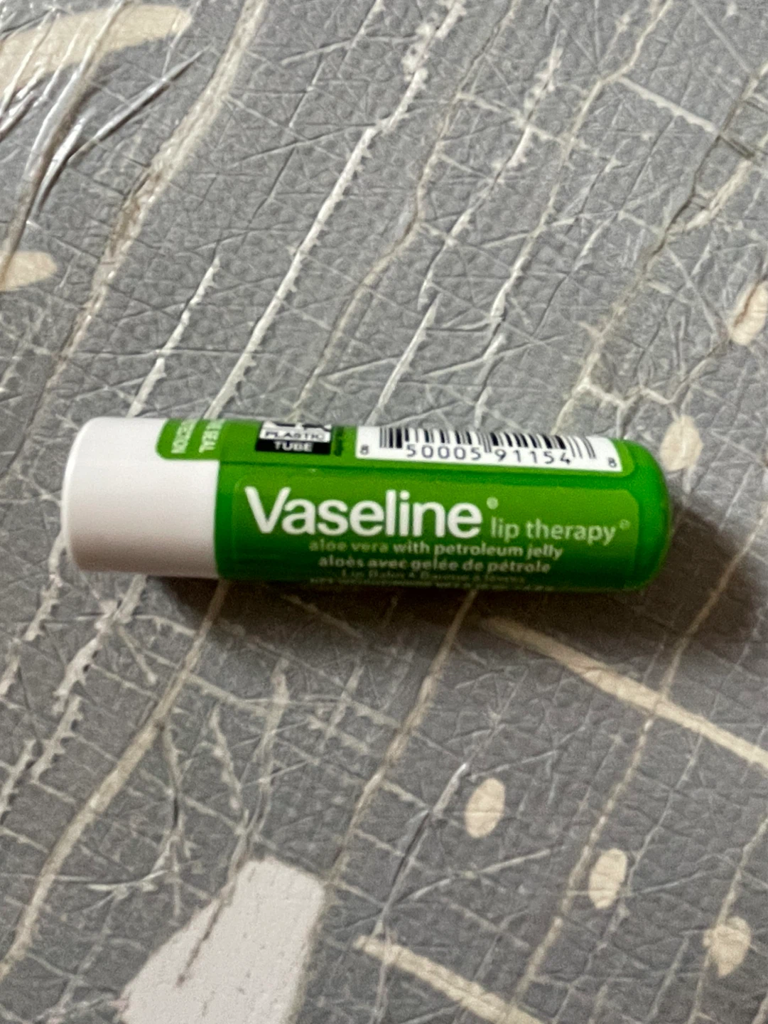 ⚽️Vaseline Aloe Vera Lip Therapy Lip Balm