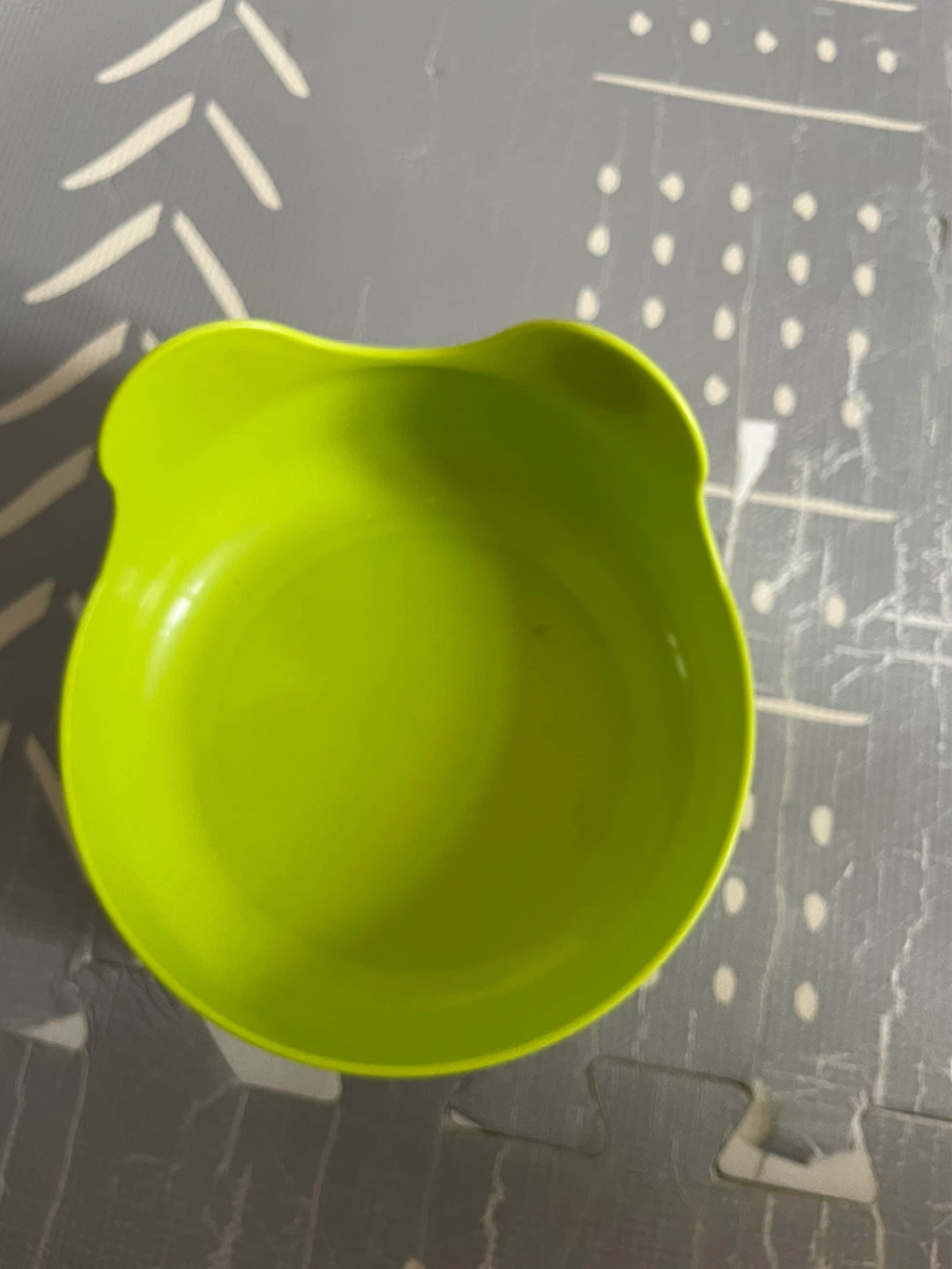 ⚽️Lime Green Frog Shaped Baby Suction Bowl