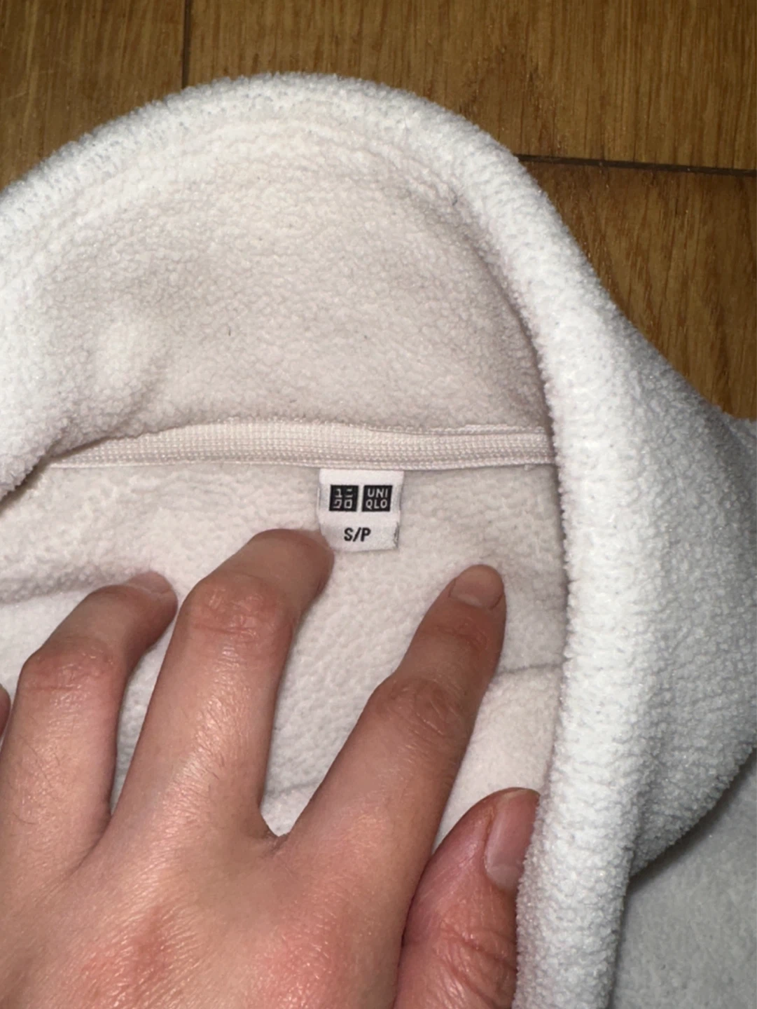 UNIQLO White Fleece Full Zip Jacket - photo 2