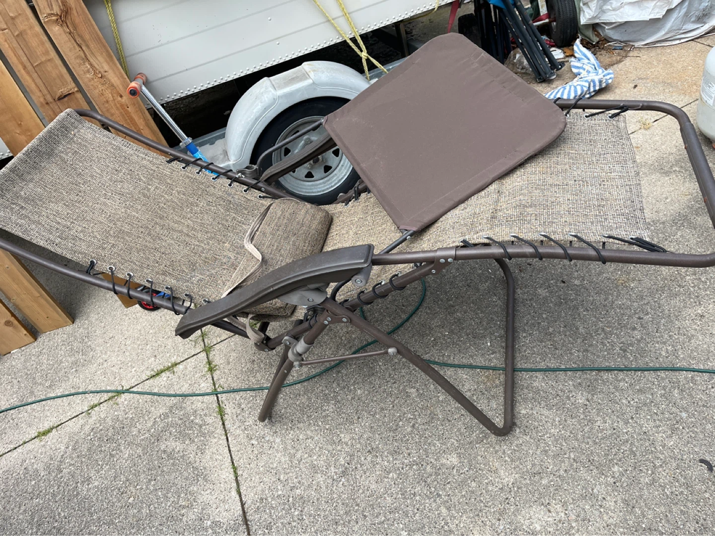 Brown Zero Gravity Chair - photo 3