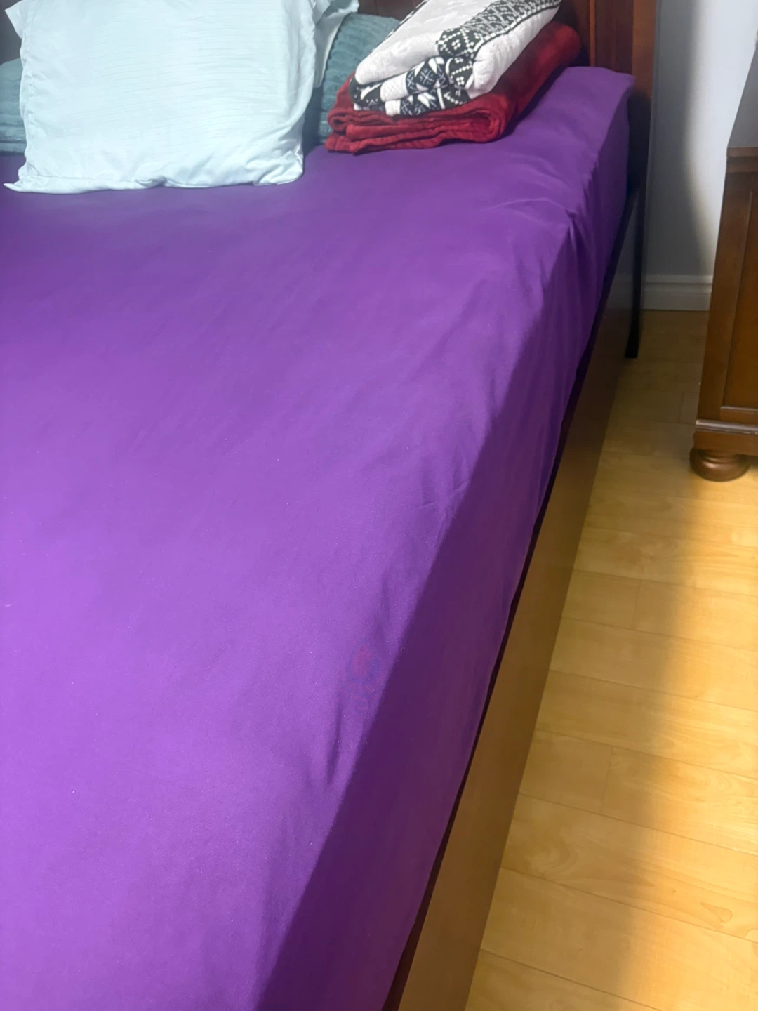 Wooden Headboard Bed Frame with mattress - photo 2
