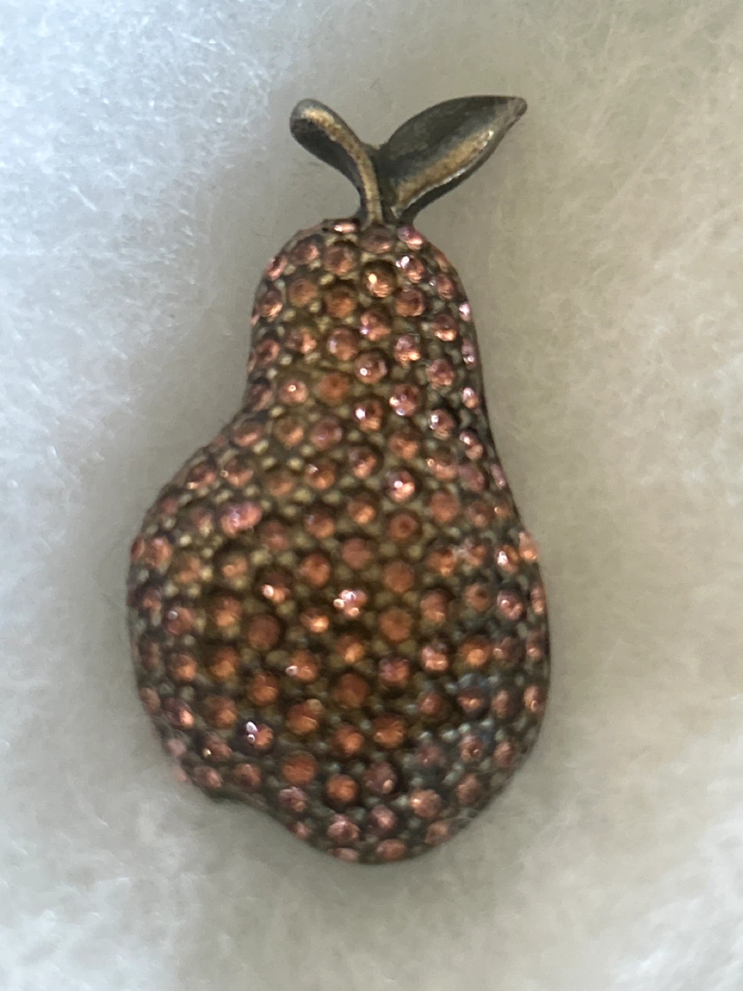 ⚽️Pear-shaped brooch with pink rhinestones
