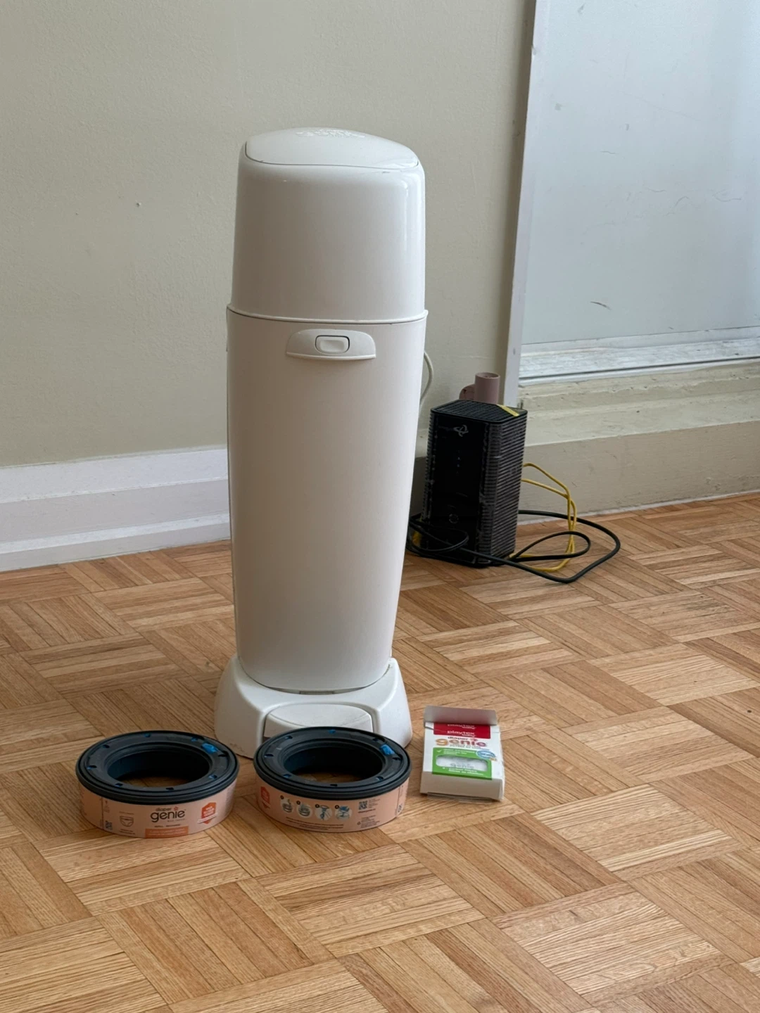 Diaper Genie Diaper Pail with 2 Refill Cartridges