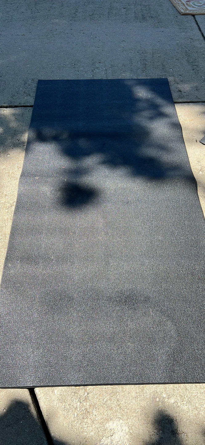 Black Yoga Mat