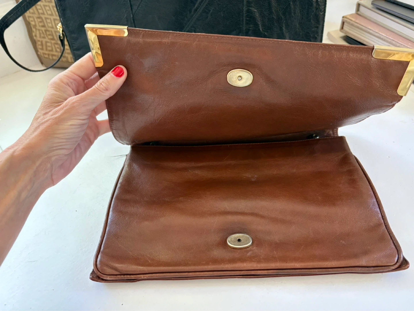 $25 each Vintage Brown and Black Leather Clutch Purses - photo 3