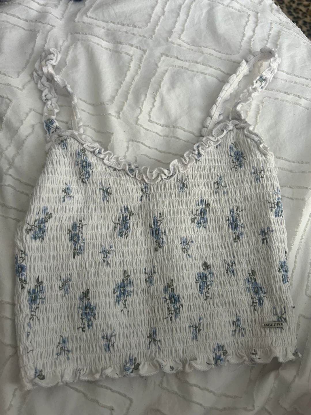 Hollister Cropped tank - White Floral - Size S
