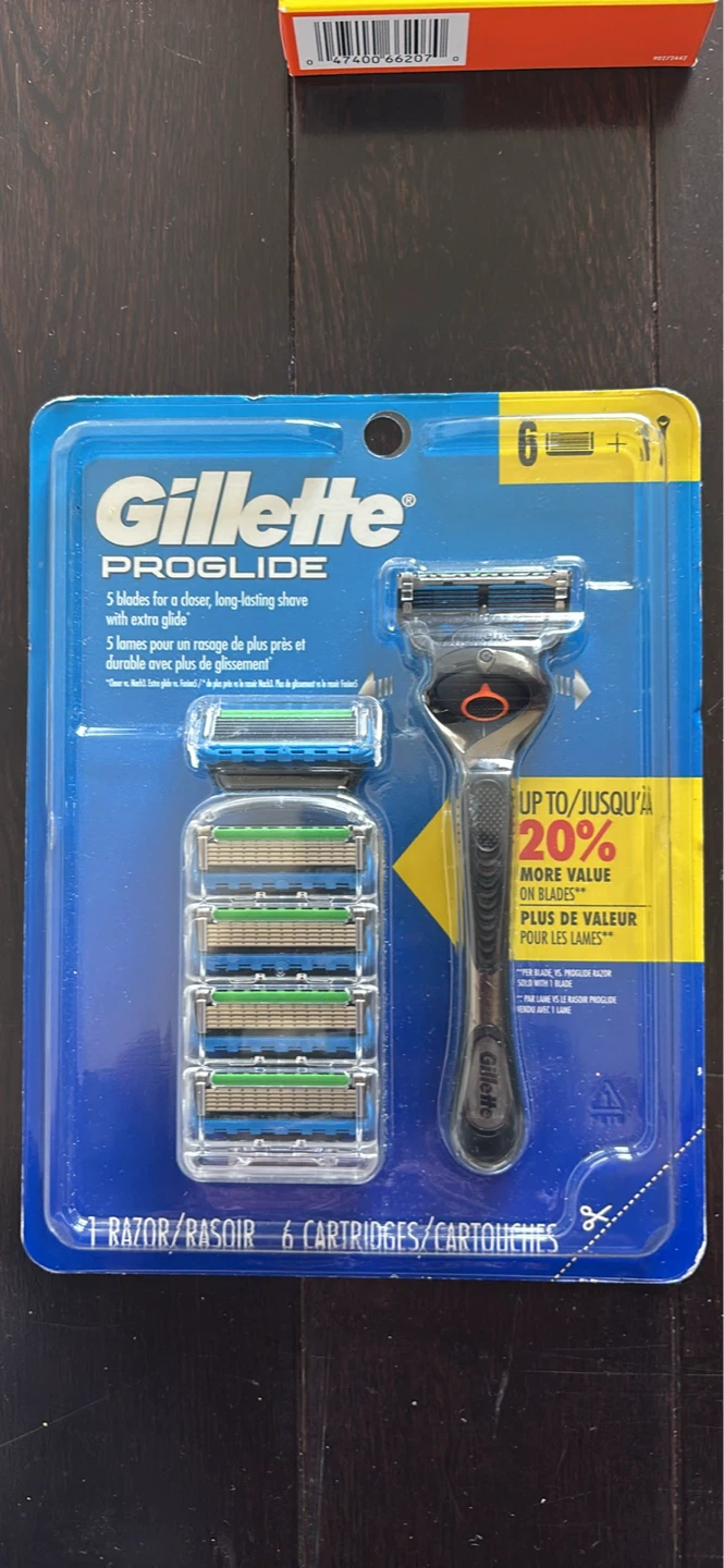 Gillette Proglide Razor with 6 Cartridges