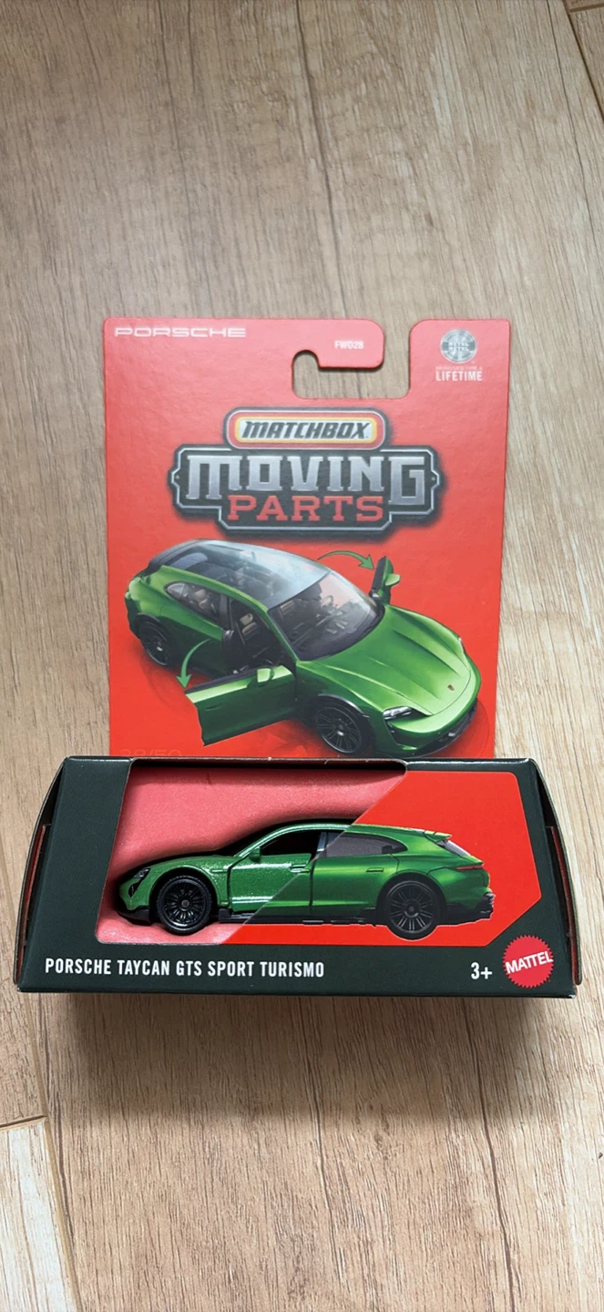 Matchbox Porsche Taycan GTS Sport Turismo Moving Parts