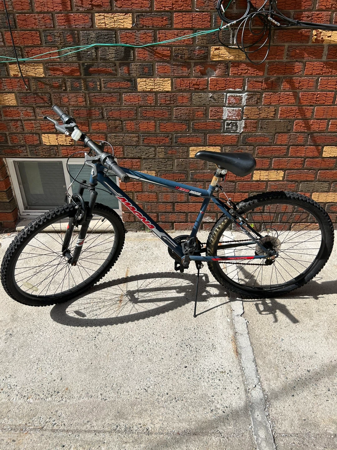 Dynacraft echo ridge Magna mountain bike 26in