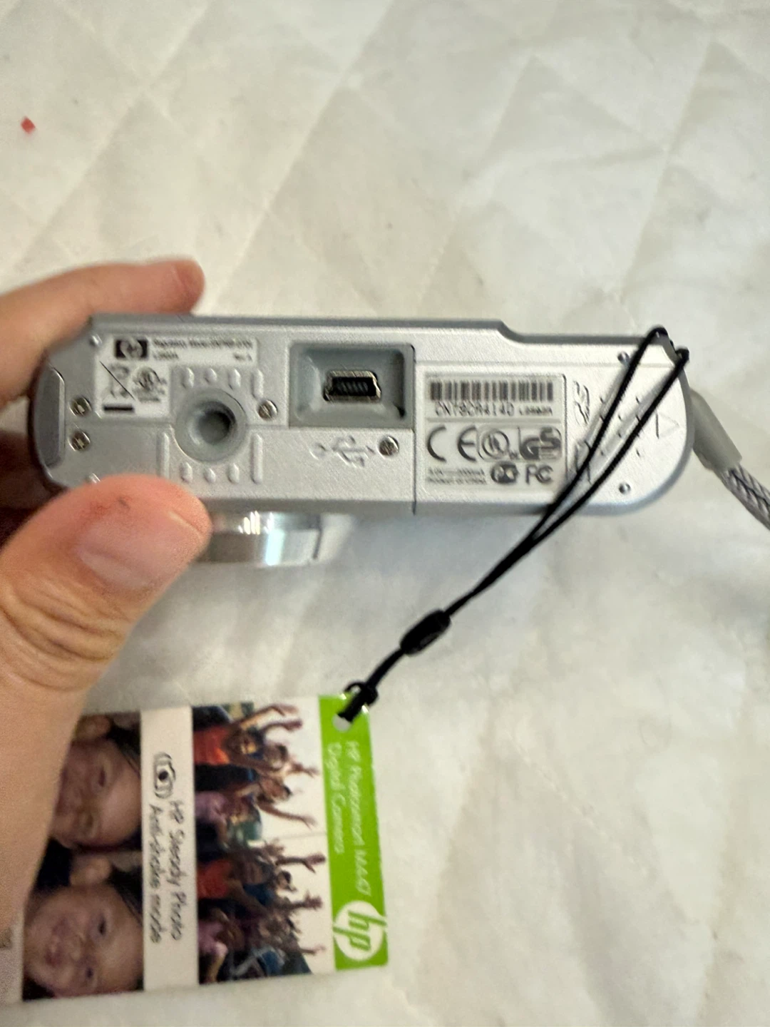 HP Photosmart M447 Digital Camera, using AA battery - photo 4