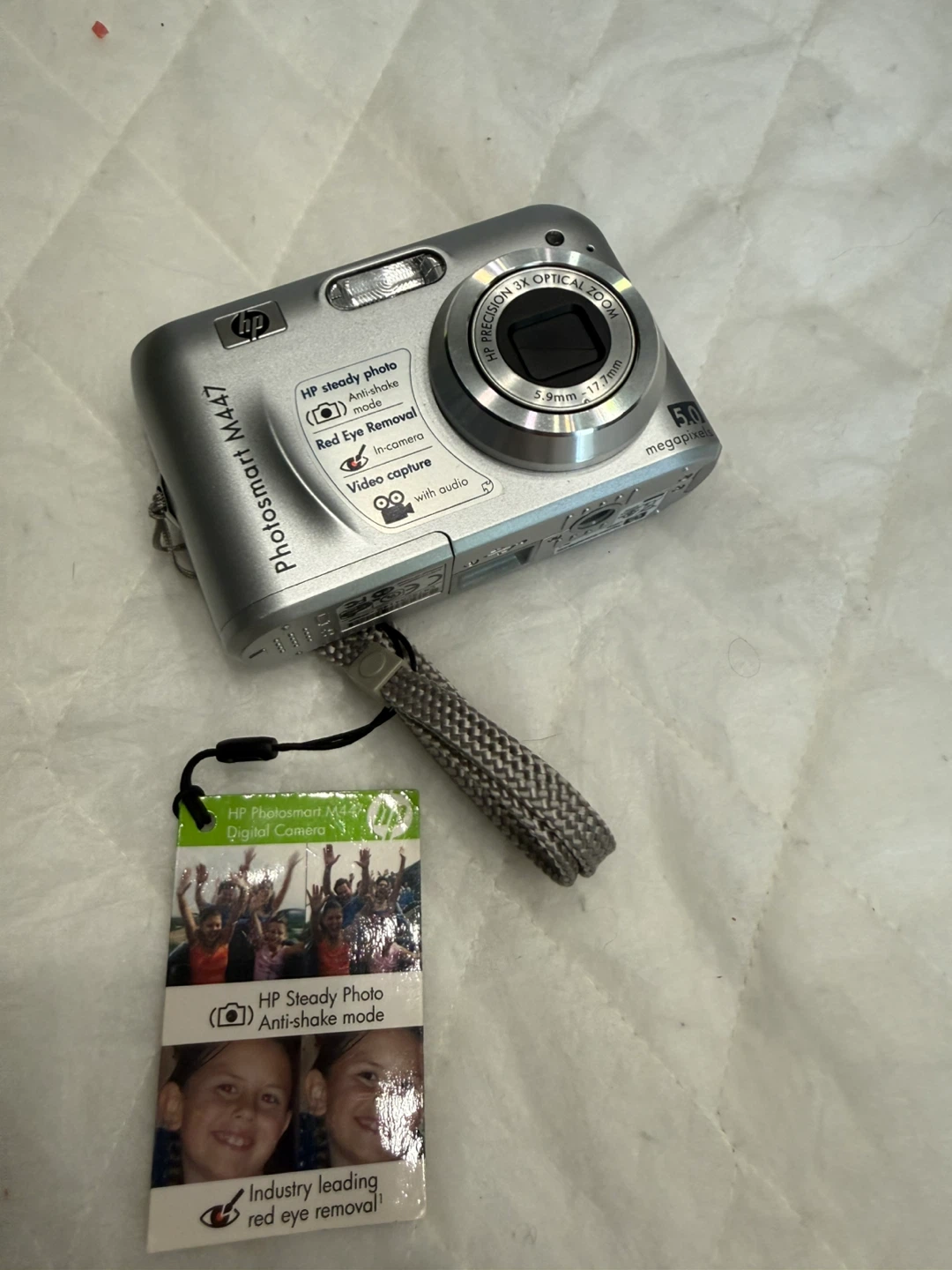 HP Photosmart M447 Digital Camera, using AA battery - photo 5