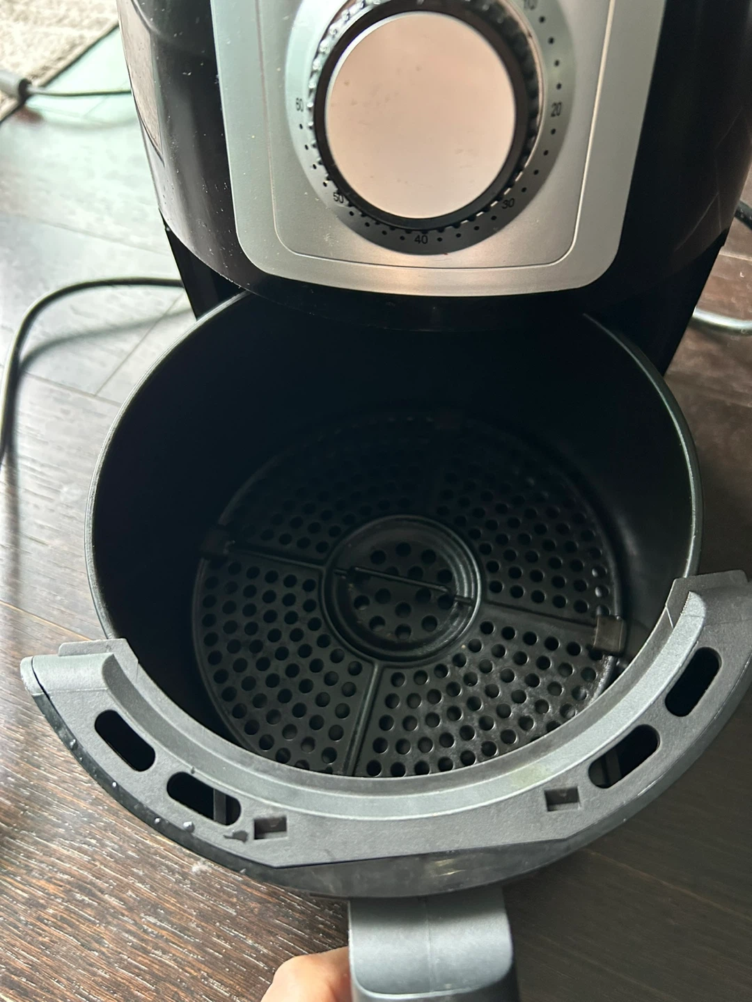 Chefman TurboFry 2-Quart Air Fryer – Excellent Working Condition - photo 3