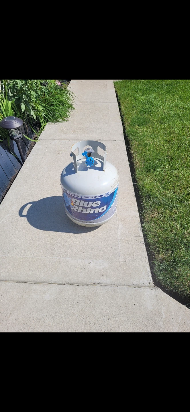 Full Propane Tank $60.00  or best offer. - photo 2
