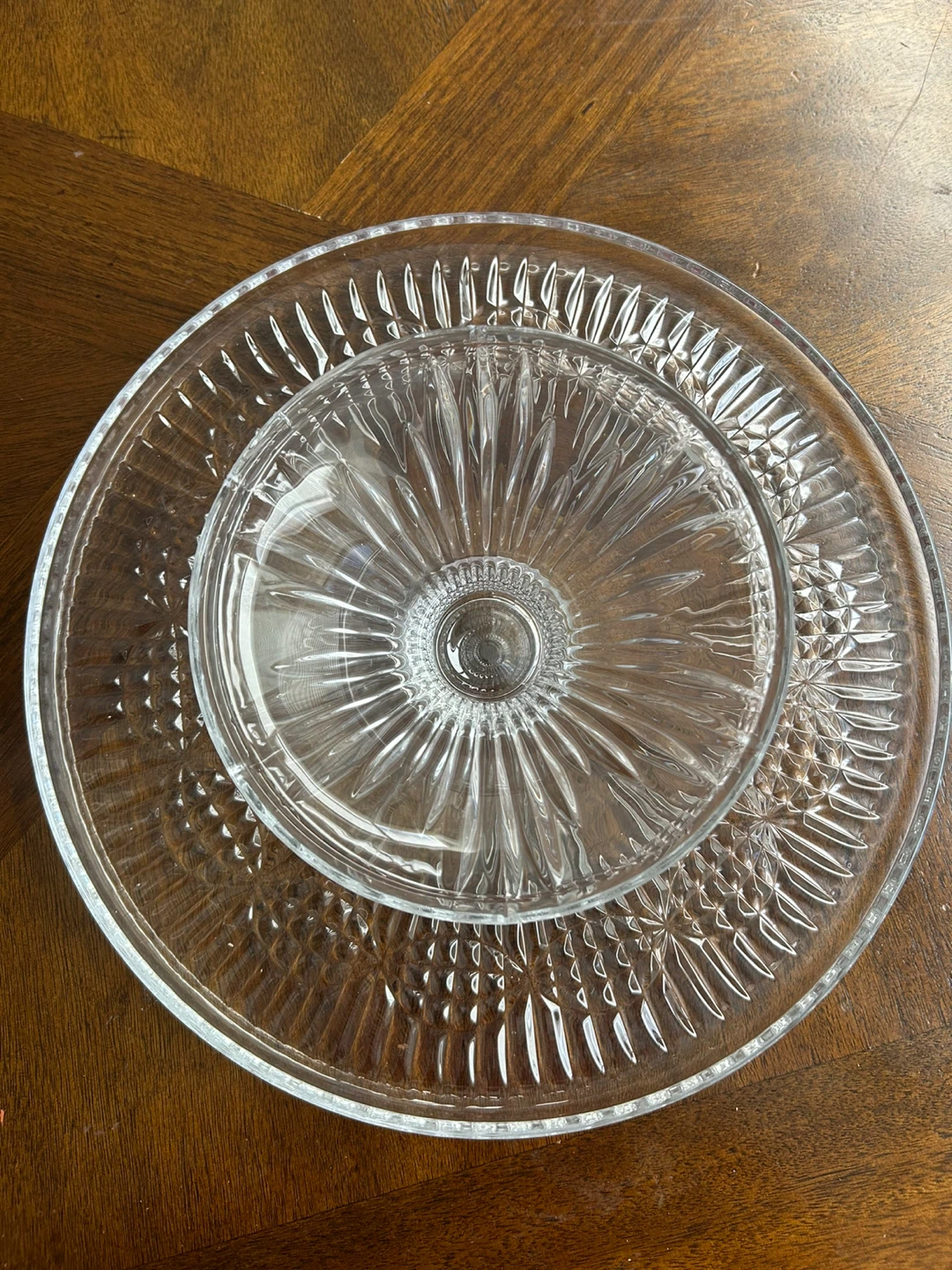 Glass Cake Stand with Dome Lid - photo 2