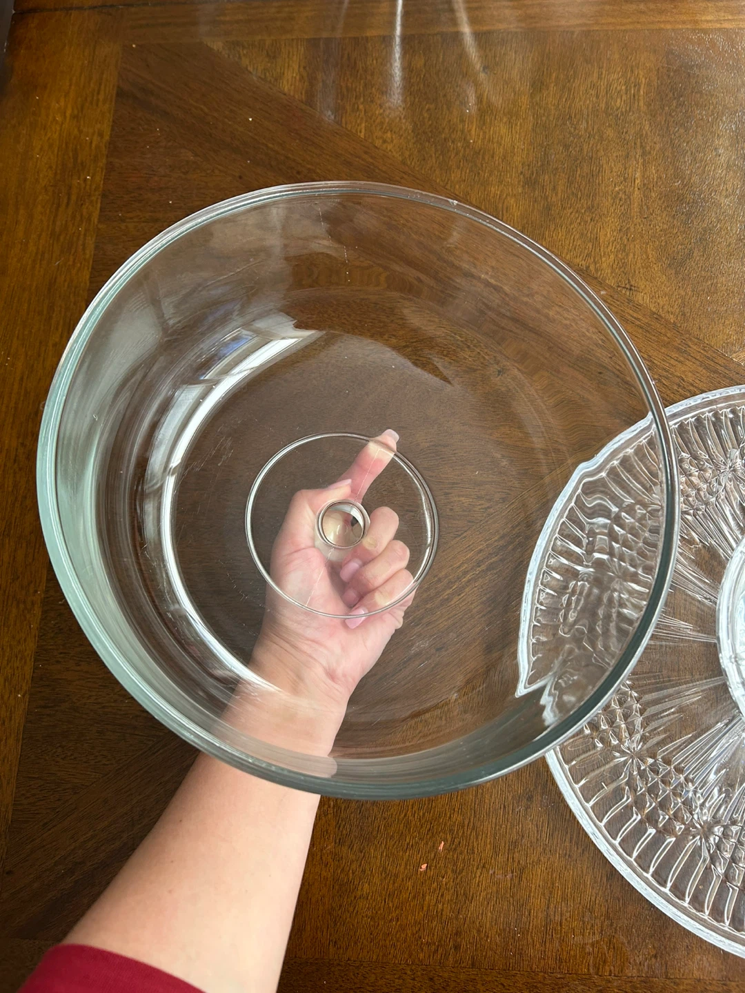 Glass Cake Stand with Dome Lid - photo 3