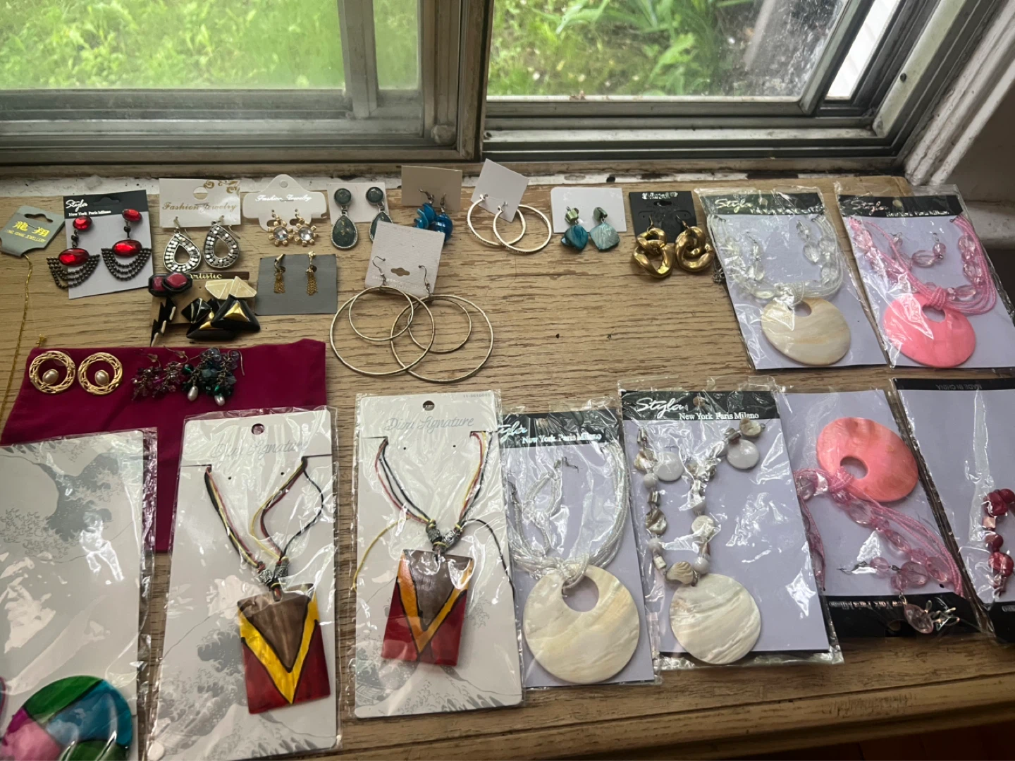 Assorted Fashion Jewellery Bundle - photo 2
