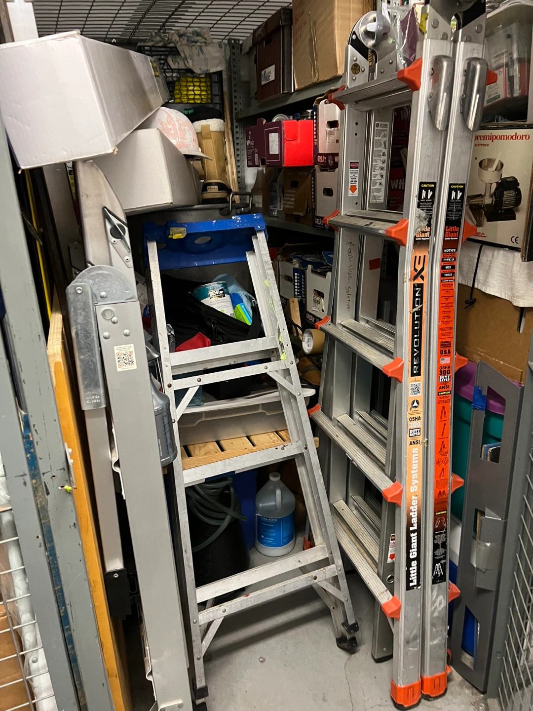 Ladders and accessories