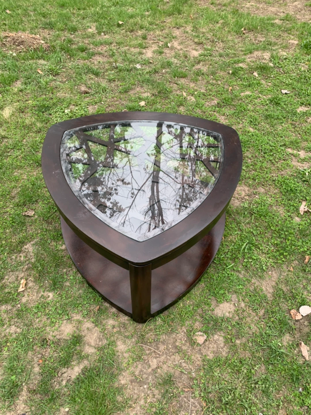Set of 2 Coffee Tables - Glass Tops