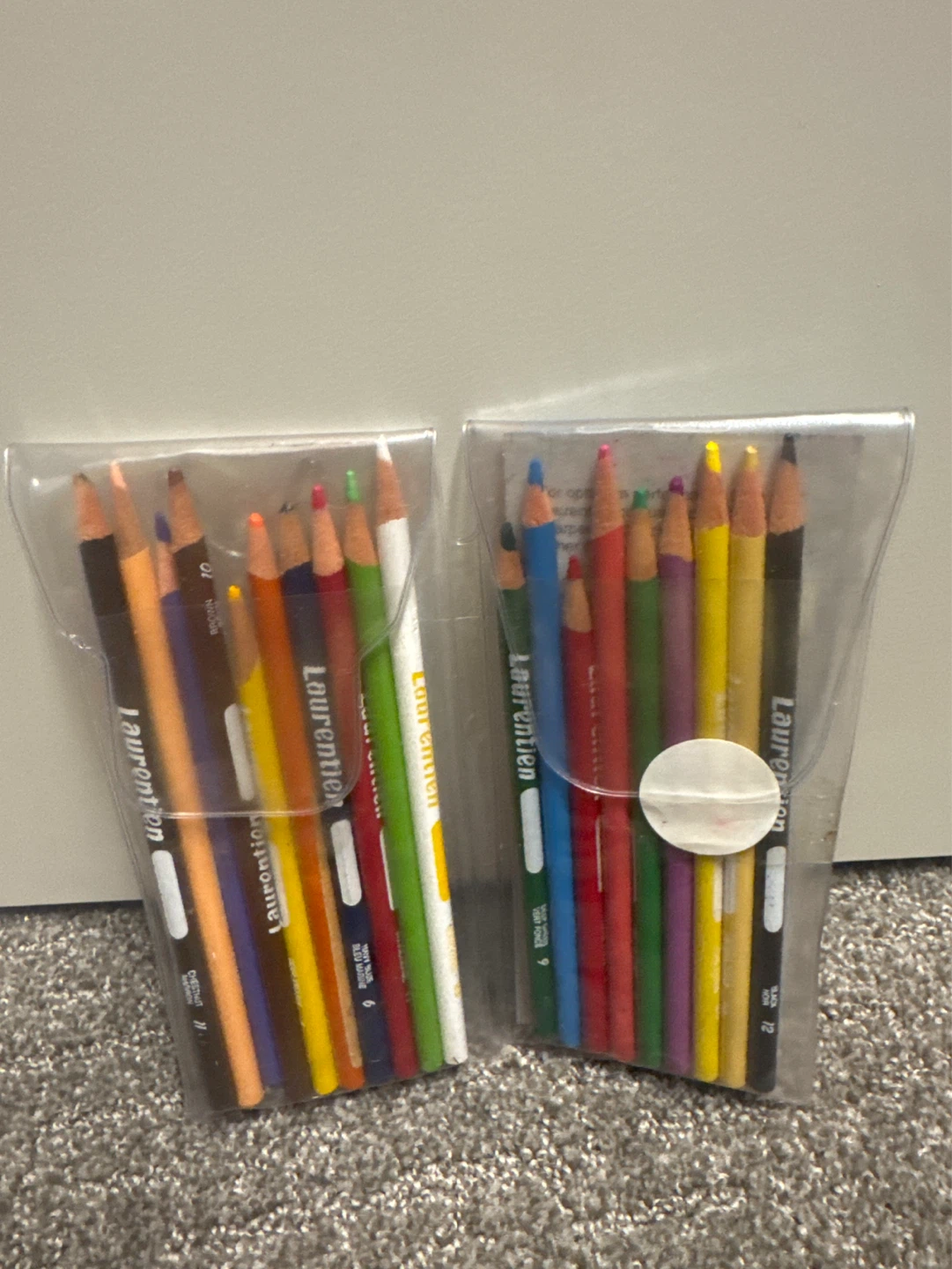 Laurentien VINTAGE Coloured Pencils - 20 Brilliant Colours - photo 2