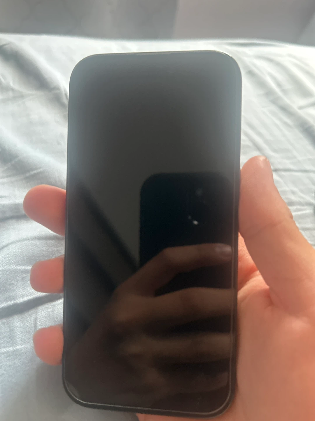 iPhone 14 Pro icloud locked