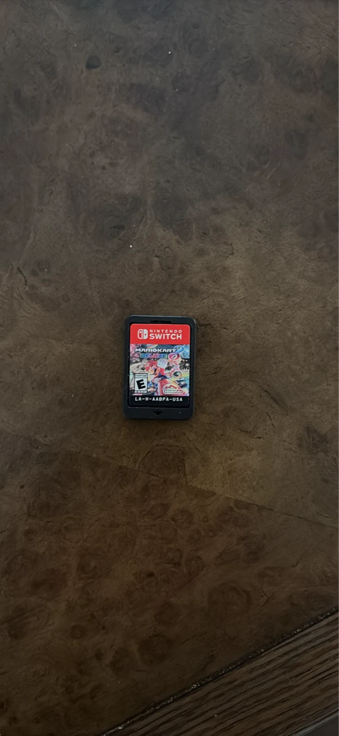 Nintendo Switch Mario Kart 8 Deluxe Game
