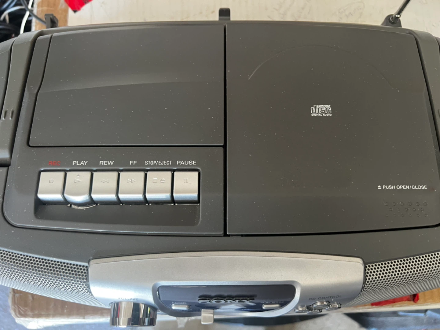 Sony Boombox CD Player Cassette Recorder Radio - photo 3