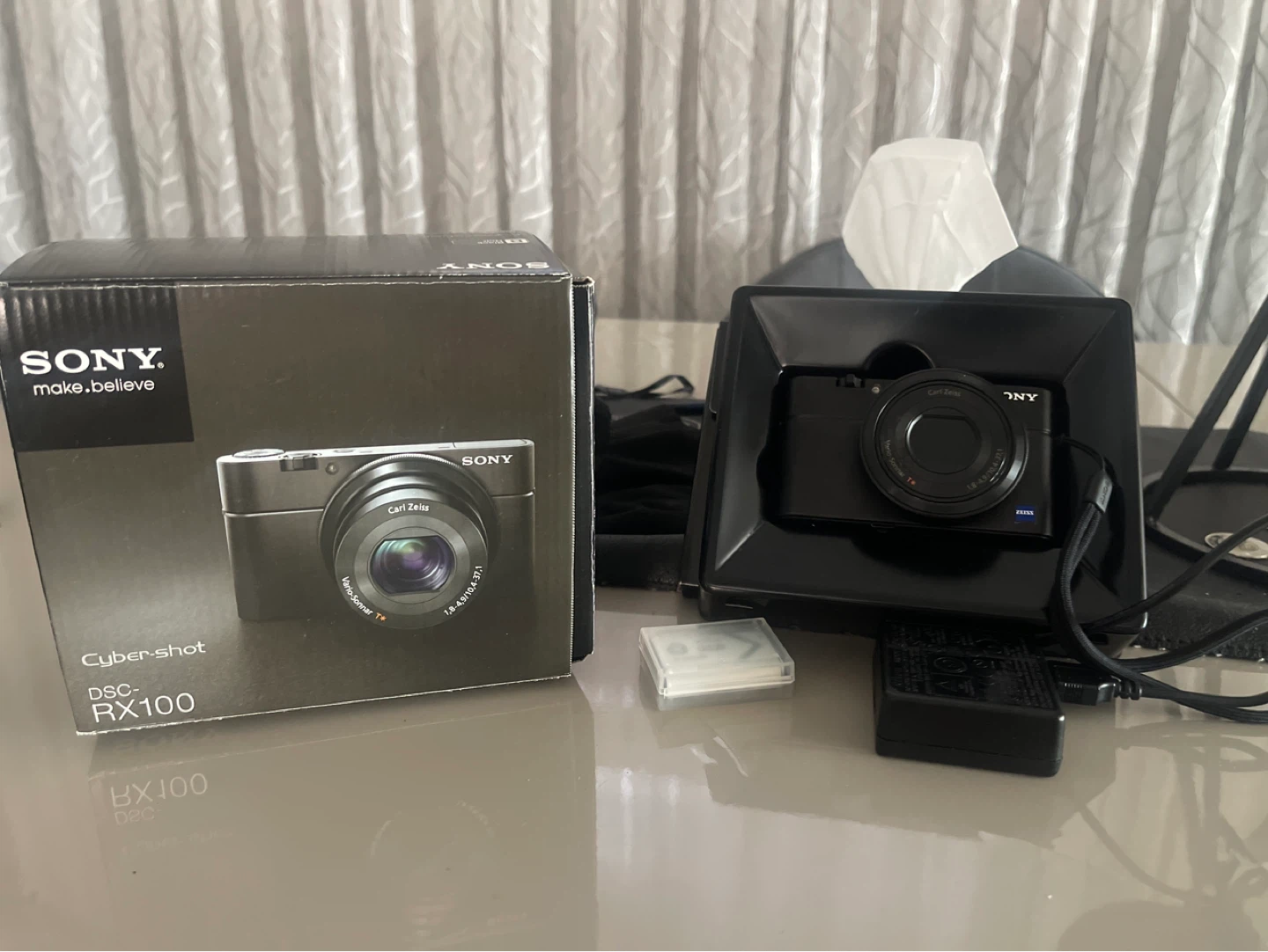 Sony Cybershot DSC-RX100 Digital Camera