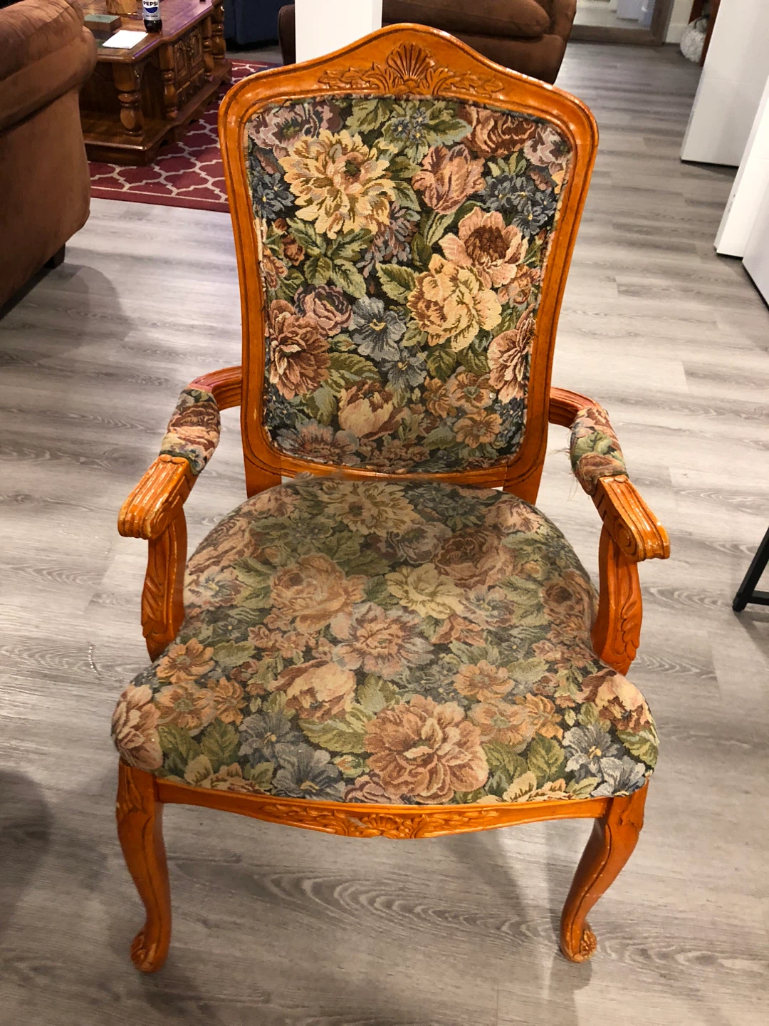 Vintage Floral Accent Chair - photo 2