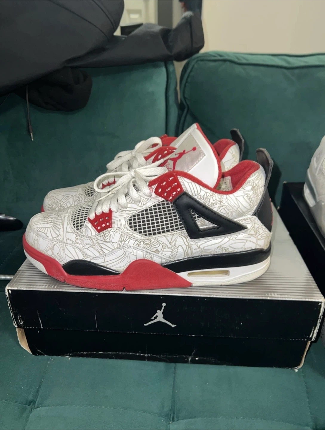 2005 Jordan 4 laser SOLEswapped - photo 2