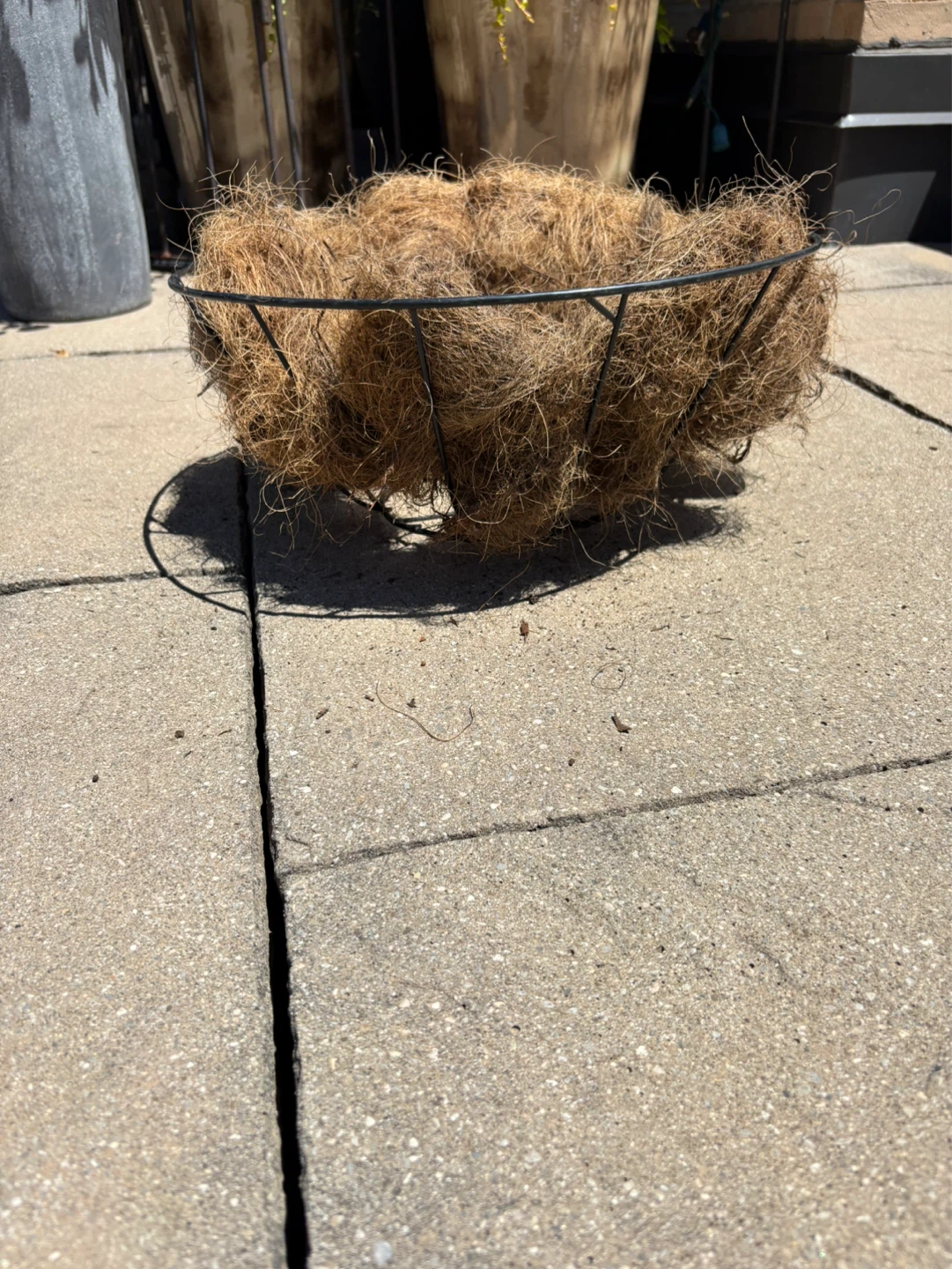 ⚽️ Wire Planter Basket with coir - photo 3