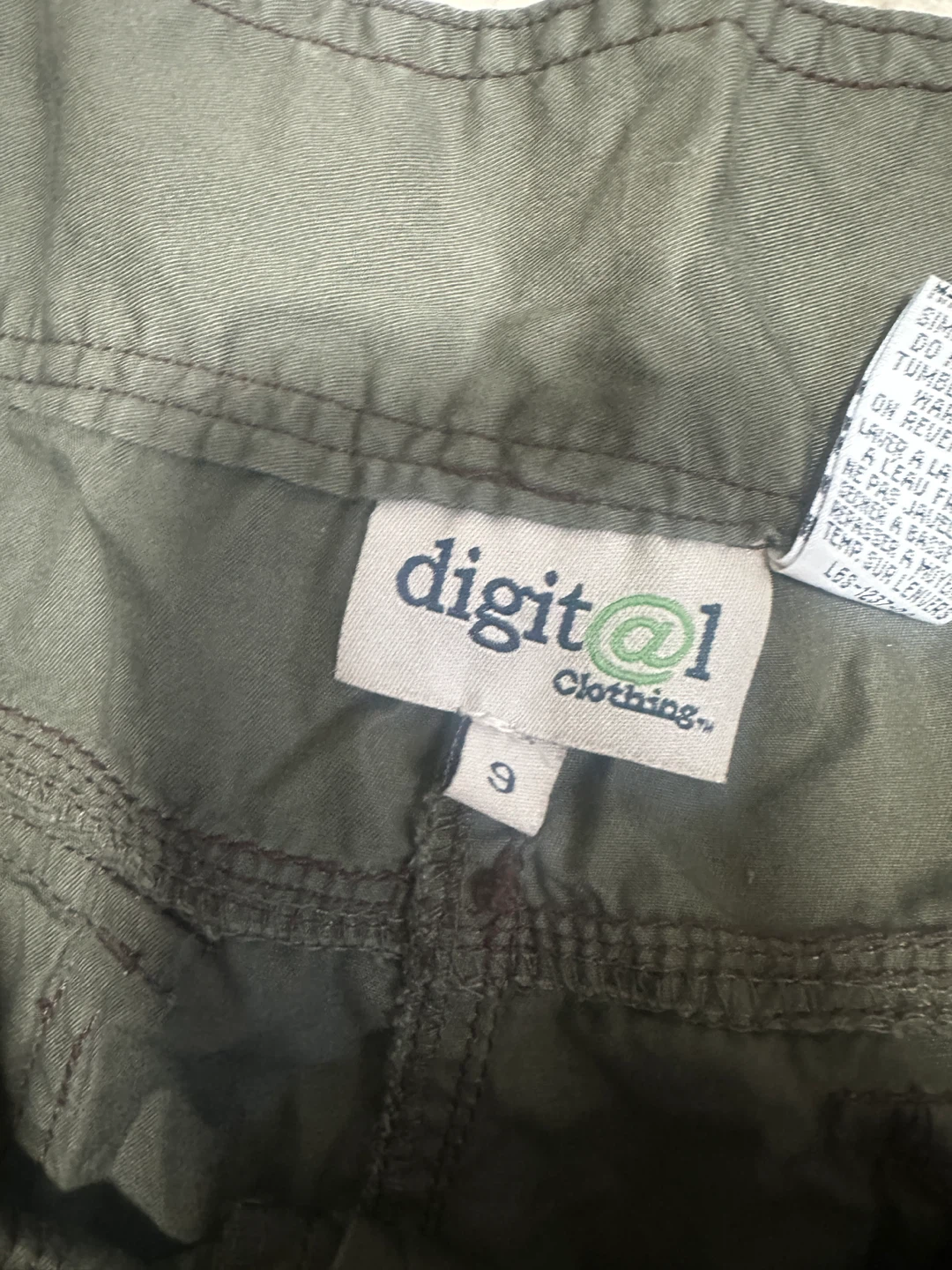 y2k digit@l Clothing Cargo Pants Size 9 - photo 3