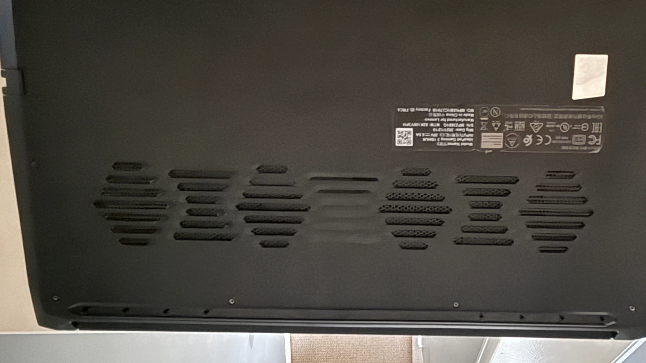 Lenovo IdeaPad Gaming 3 15IHU6 Laptop - photo 2