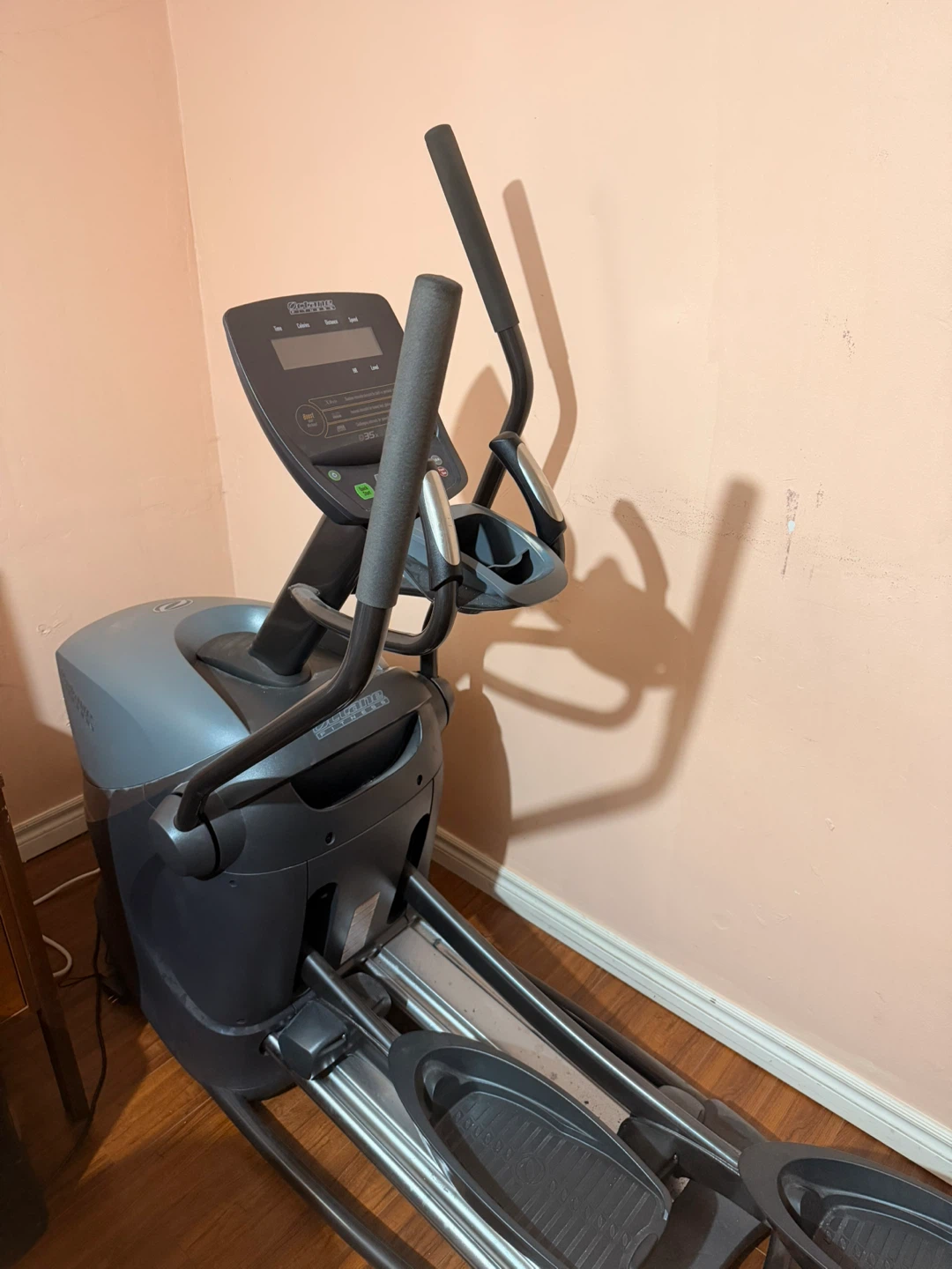 Octane Fitness Q35x Elliptical – Excellent Condition