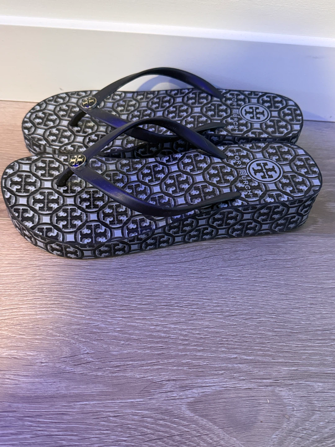 Tory Burch Sandals - photo 4