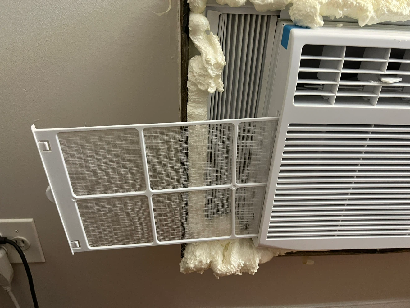 GE Appliances Window Air Conditioner 5000 BTU. 115V. AHC08C5A2L - photo 3