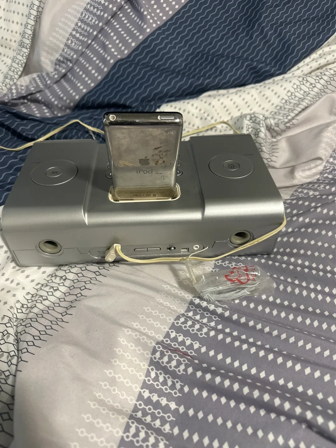 iHome Stereo Speaker System for iPod - photo 2